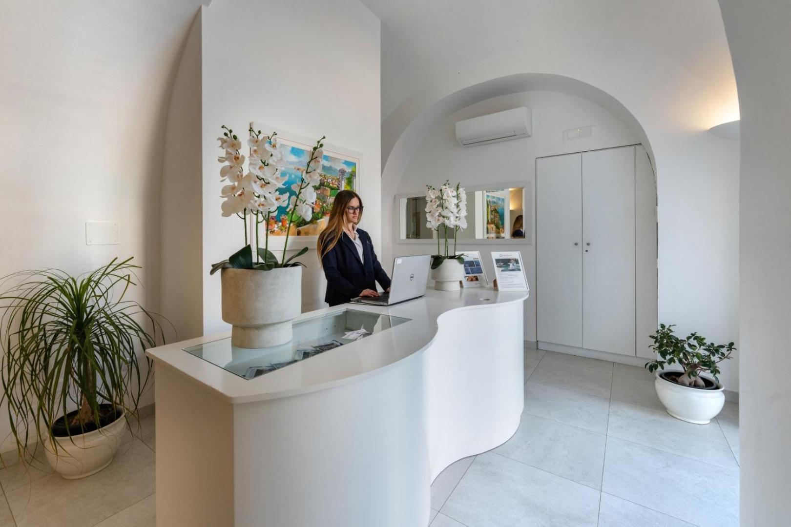 Villa Emanuel White Sorrent Exterior foto